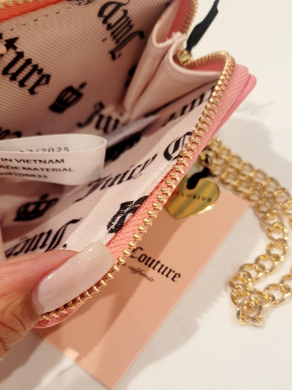 Juicy Couture Mint & Pink Stripe Cosmetic Pouch + Card Case - Picture 3 of 4